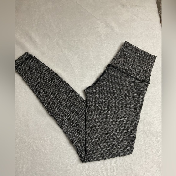 Lululemon Wunder Under Pant - Picture 13 of 13